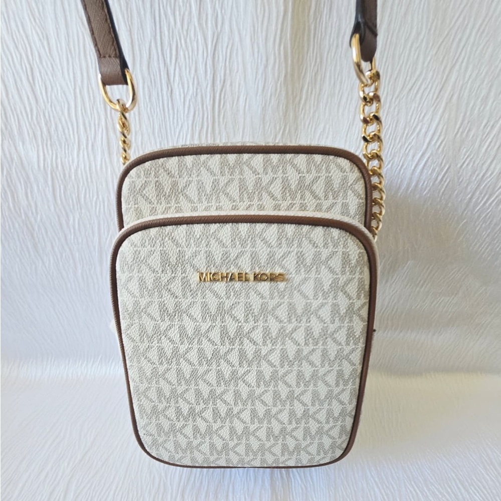 Michael kors Jet Set Travel Medium Logo Crossbody Bag